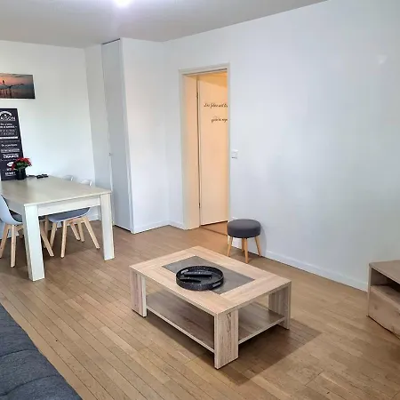 La Vie Aux Bassins Et Terrasse Privee Apartment Bordeaux